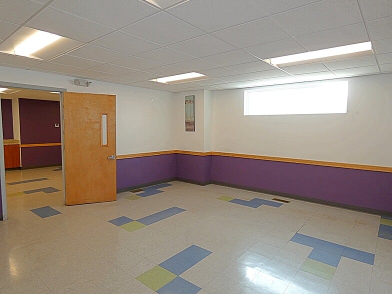 More Photos Of 2495 Elmwood Ave, Buffalo Office For Sale