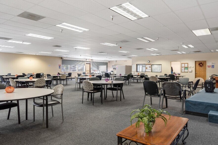More Photos Of 1052 C St, Fresno Office For Sale