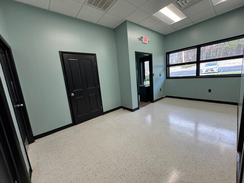 More Photos Of 245 Old Egg Harbor Rd, West Berlin Manufacturing For Lease