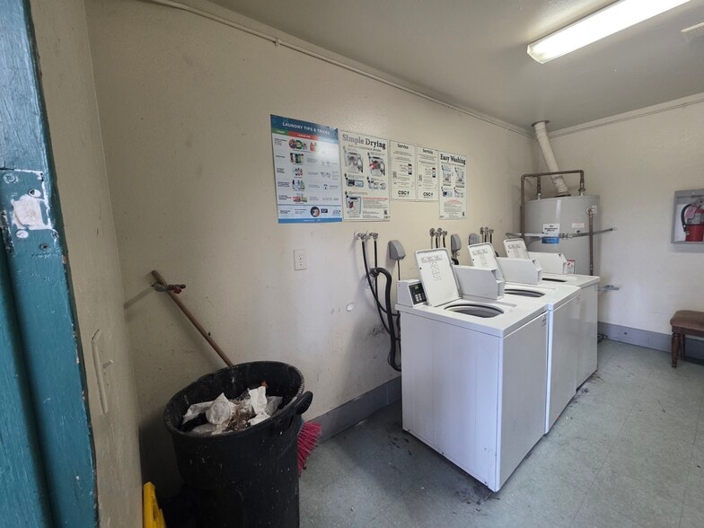 More Photos Of 420-422 S Birch St, Santa Ana Apartments For Sale