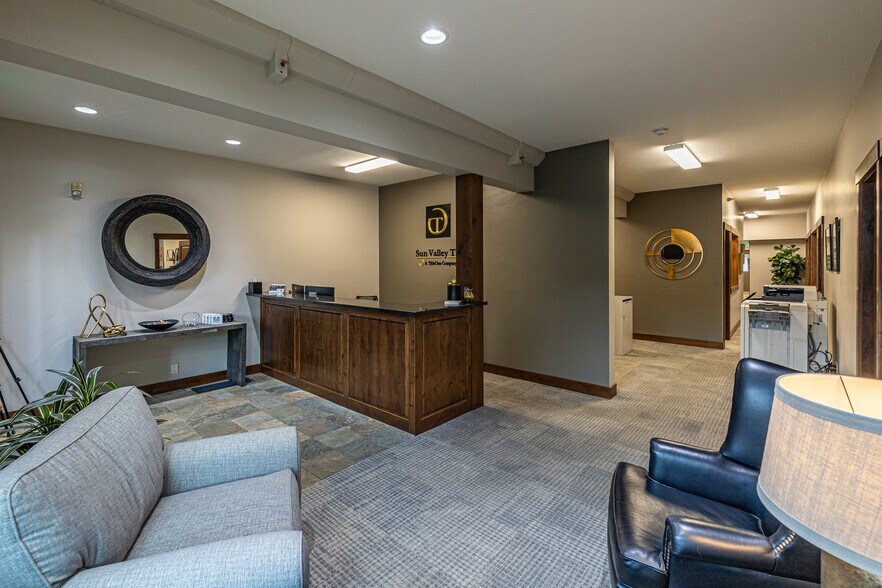 More Photos Of 271 1st Ave, Ketchum Storefront For Sale