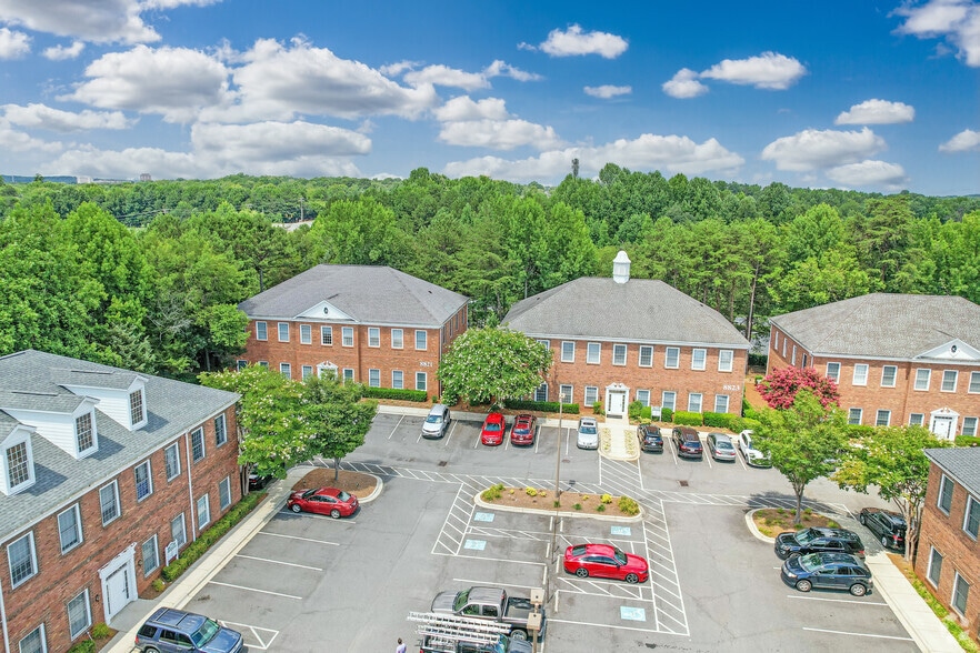 More Photos Of 8823 University East Dr, Charlotte Office For Lease