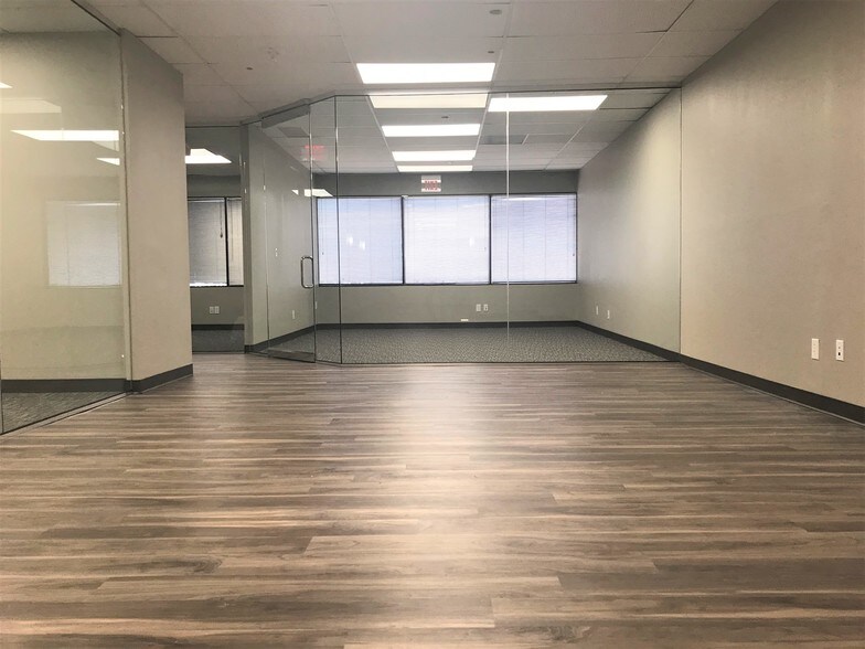 More Photos Of 4144 N Central Expy, Dallas Coworking Space