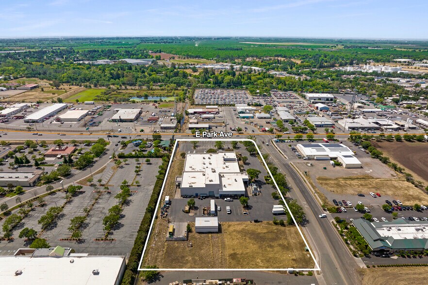 More Photos Of 400 E Park Ave, Chico Office For Sale