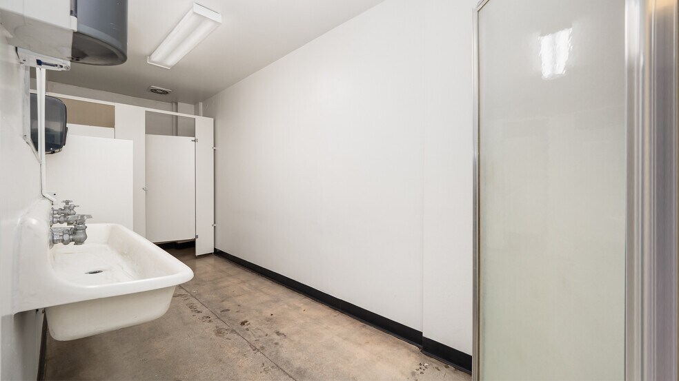 More Photos Of 7055-7103 Marcelle St, Paramount Manufacturing For Lease