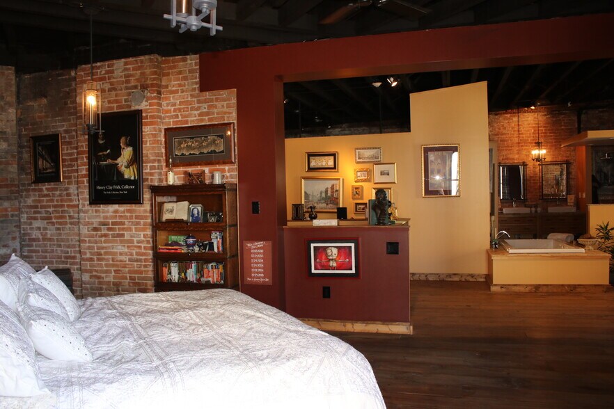 More Photos Of 537 Main St, Buffalo Storefront Retail Residential For Sale