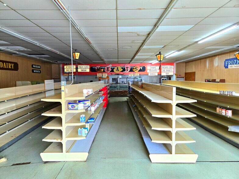 More Photos Of 24 W Main St, Mohawk Convenience Store For Sale