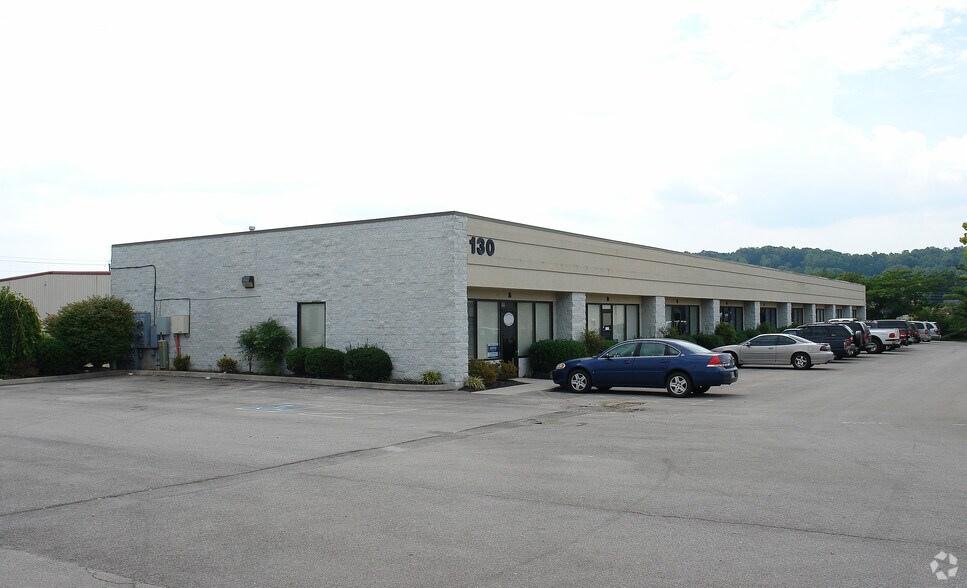 Primary Photo Of 130 Perimeter Park Rd, Knoxville Light Manufacturing For Lease