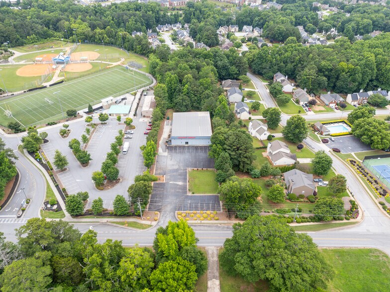 Primary Photo Of 2005 McGee Rd, Snellville Service For Sale