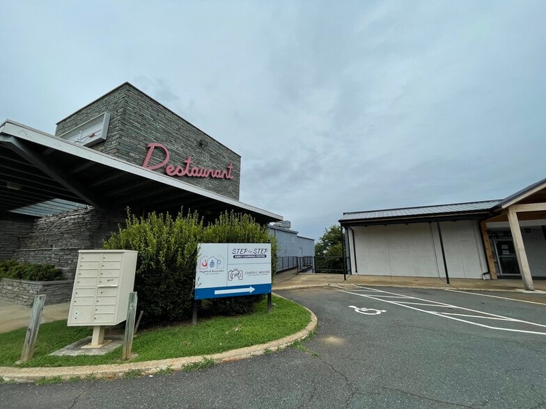 More Photos Of 4535 S Amherst Hwy, Madison Heights General Retail For Sale