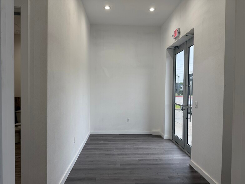More Photos Of 26621 Field Cook Rd, Katy Office For Lease