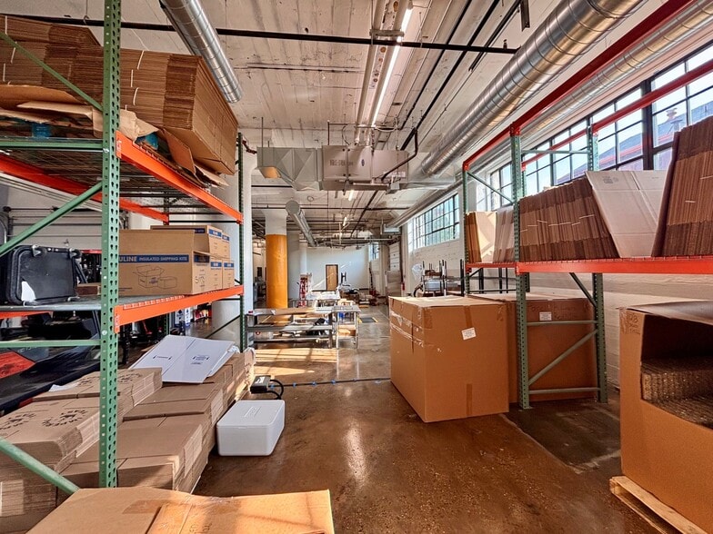 More Photos Of 2275 Bridge St, Philadelphia Unknown For Lease