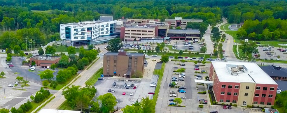 More Photos Of 18660 E Bagley Rd, Middleburg Heights Medical For Lease