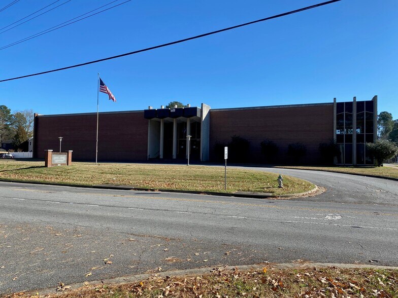 More Photos Of 3401 Cedar Ln, Portsmouth Lodge Meeting Hall For Sale