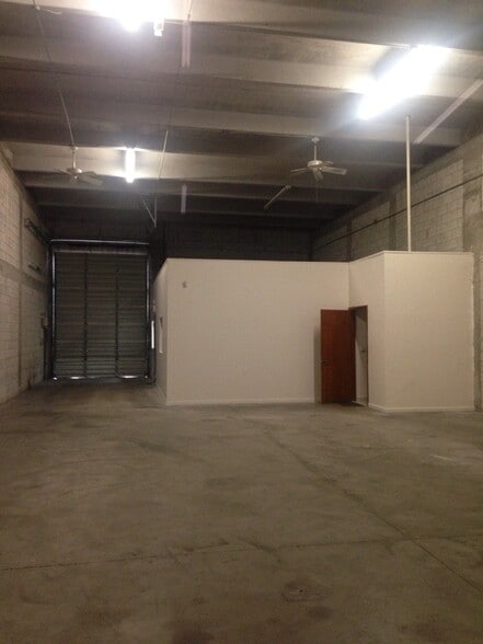 More Photos Of 6991-6995 NW 82nd Ave, Miami Warehouse For Lease