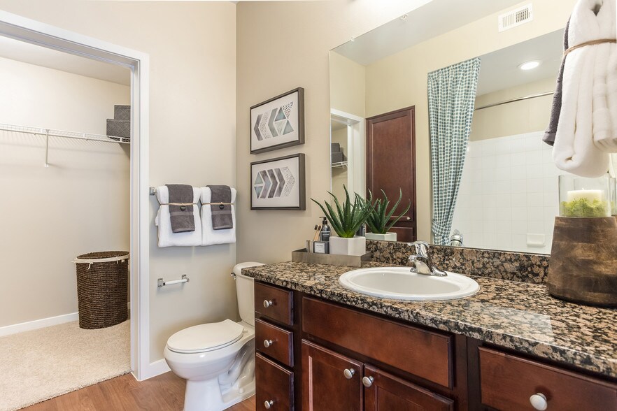 More Photos Of 6300 E Hampden Ave, Denver Apartments For Lease