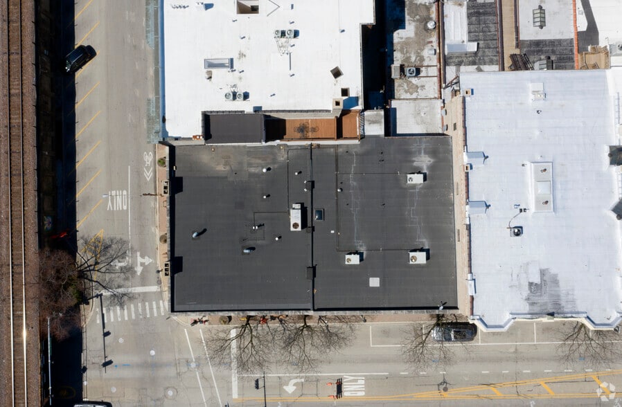 More Photos Of 101-107 N Oak Park Ave, Oak Park General Retail For Sale