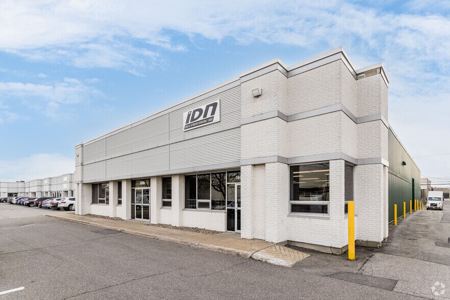 More Photos Of 1550-1600 Rue Beaulac, Montréal Distribution For Lease