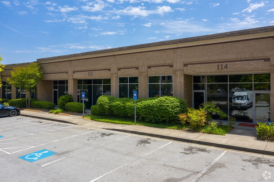 More Photos Of 3885 Princeton Lakes Way, Atlanta Unknown For Lease