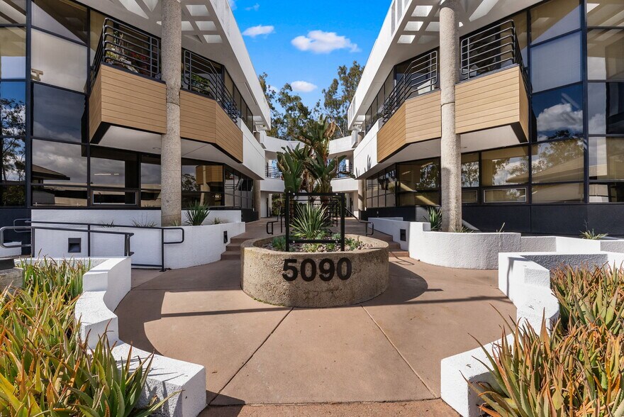 More Photos Of 5080 Shoreham Pl, San Diego Office For Sale