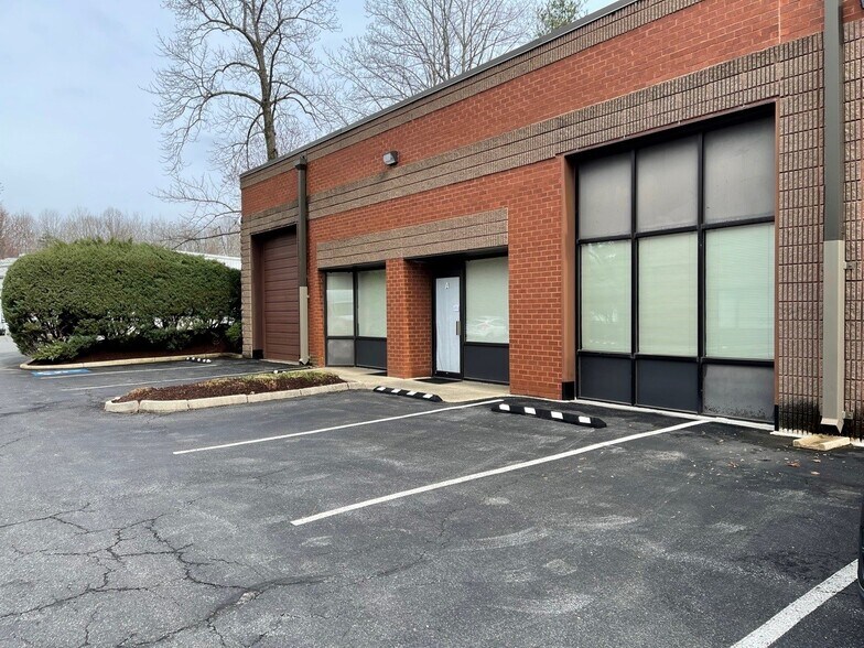 Primary Photo Of 2012 Renard Ct, Annapolis Showroom For Sale