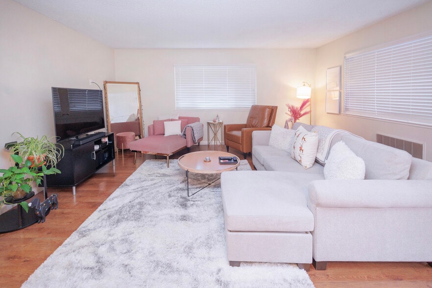More Photos Of 5500 Camden Ave, San Jose Apartments For Sale