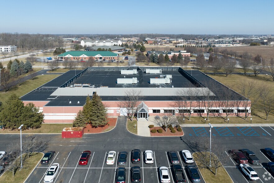 More Photos Of 580 Longbow Dr, Maumee Office For Lease