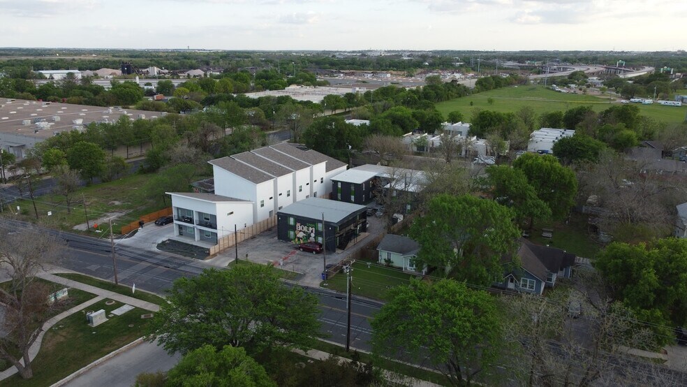 More Photos Of 5909 Bolm Rd, Austin Apartments For Sale