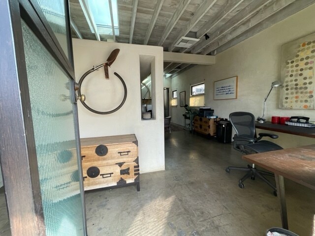 More Photos Of 612-624 Hampton Dr, Venice Loft Creative Space For Lease