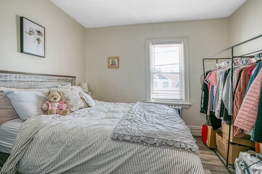 More Photos Of 375-377 Laforest Av, Sudbury Apartments For Sale