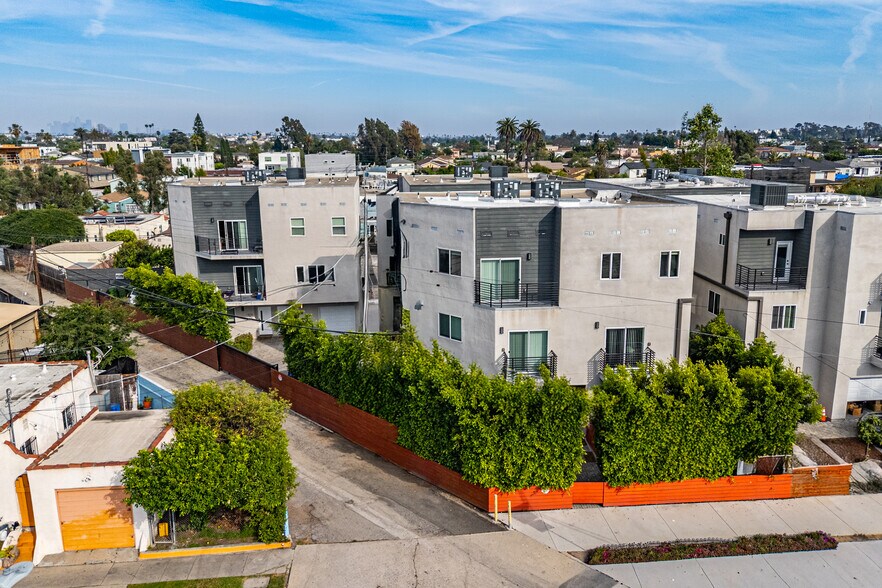 More Photos Of 1818 Thurman Ave, Los Angeles Apartments For Sale