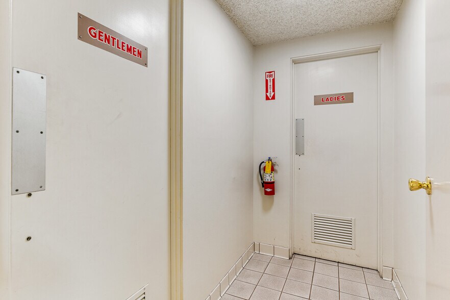 More Photos Of 5435 Peck Rd, Arcadia Manufacturing For Sale