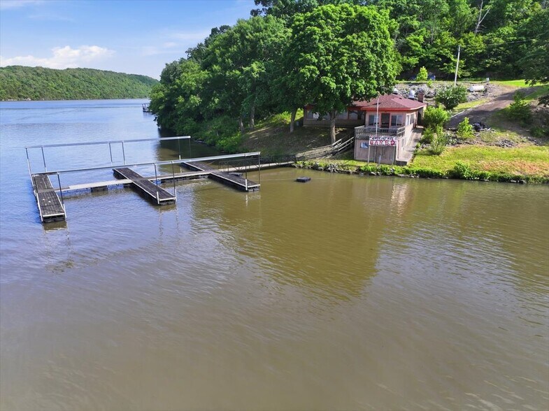 More Photos Of 1077 Duncan Dr, Edwards General Retail For Sale