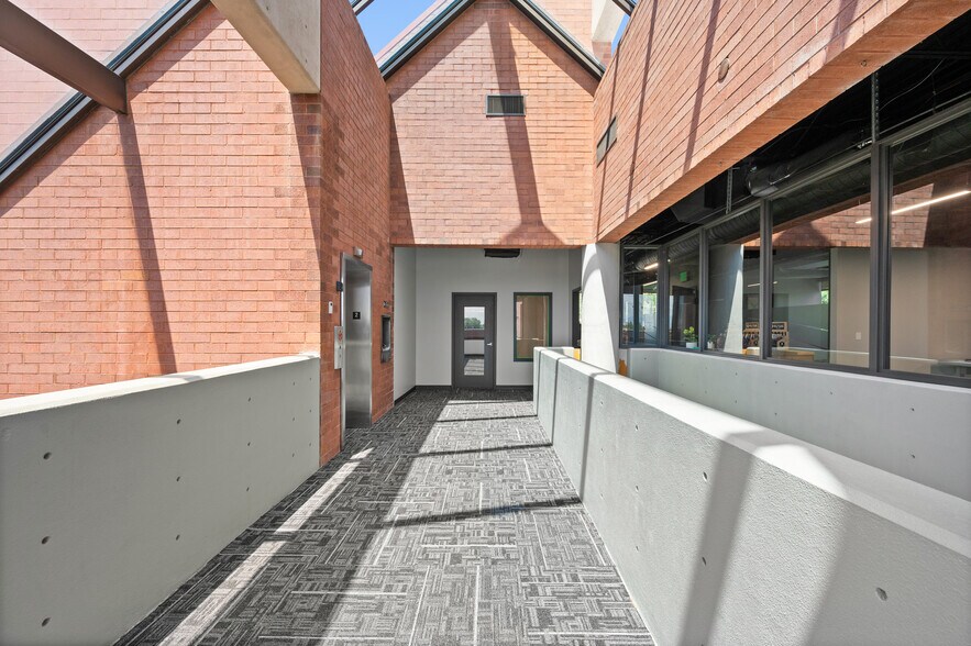 More Photos Of 1255 E Brickyard Rd, Salt Lake City Bank For Lease