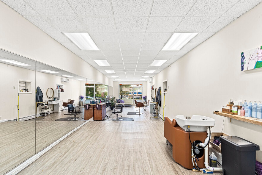 More Photos Of 141 Ulster Ave, Saugerties Storefront Retail Residential For Sale