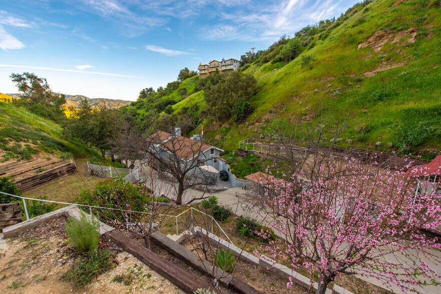 More Photos Of 12141 Wildwood Trl, Kagel Canyon Specialty For Sale
