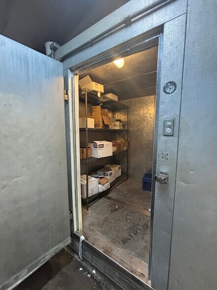 More Photos Of 3221 Lorain Ave, Cleveland Storefront Retail Residential For Lease