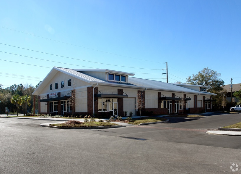 More Photos Of 543 Long Point Rd, Mount Pleasant Loft Creative Space For Lease