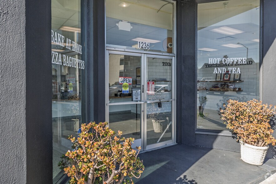 More Photos Of 1222-1238 S El Camino Real, San Mateo, CA 94402, San Mateo General Retail For Sale