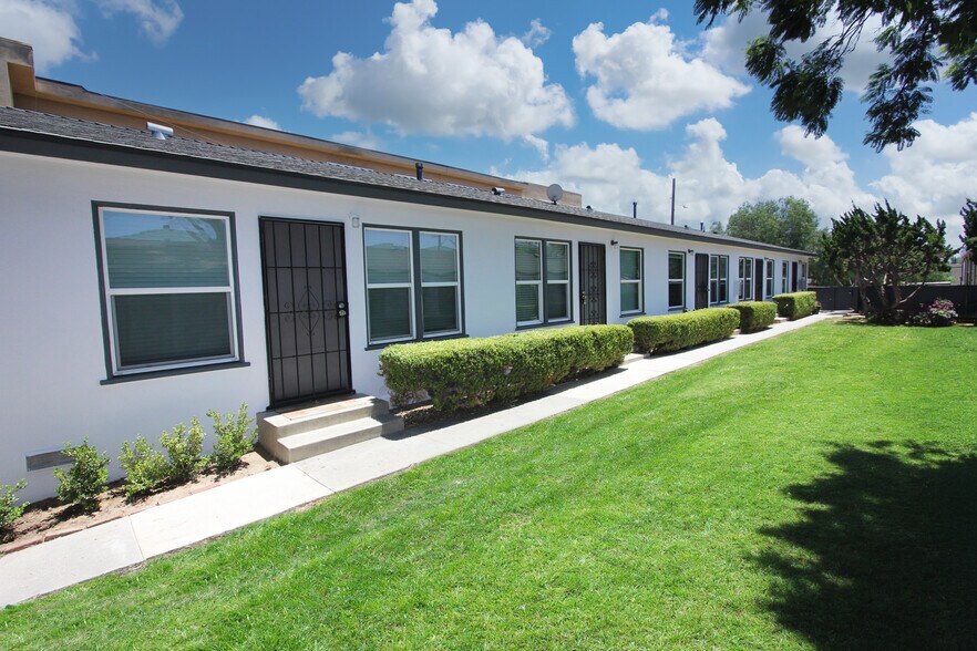 More Photos Of , Long Beach Multifamily For Sale