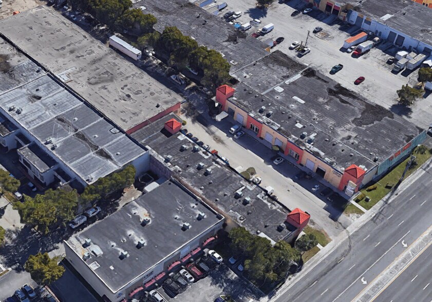 More Photos Of 4425-4835 NW 72nd Ave, Miami Industrial For Sale