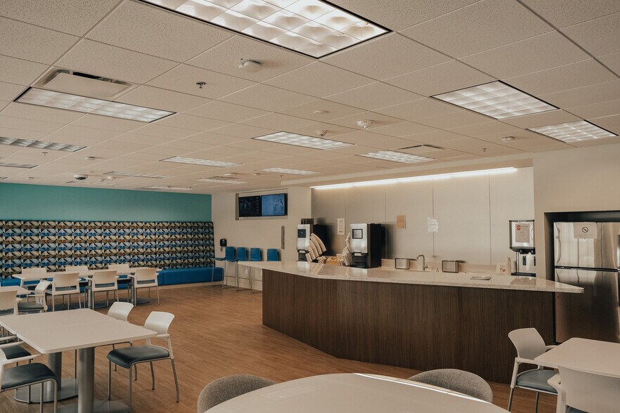 More Photos Of 100 Nassau Park Blvd, Princeton Office For Lease