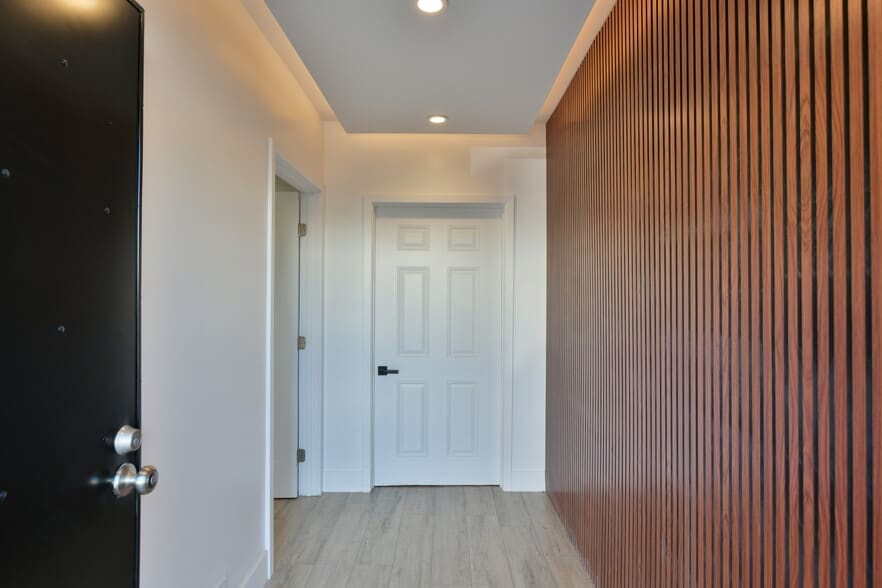 More Photos Of 1448 W Rosecrans Ave, Gardena Warehouse For Sale