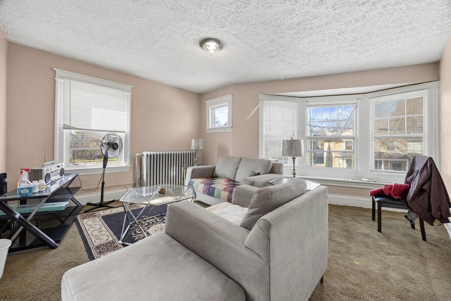 More Photos Of 871-873 Atlantic Ave, Rochester Office Residential For Sale