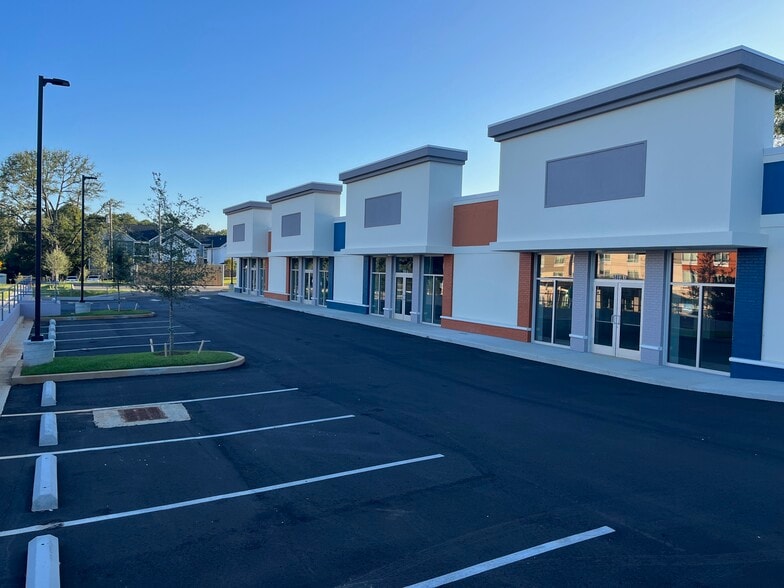 More Photos Of 5803 Old Shell Rd, Mobile Storefront For Lease