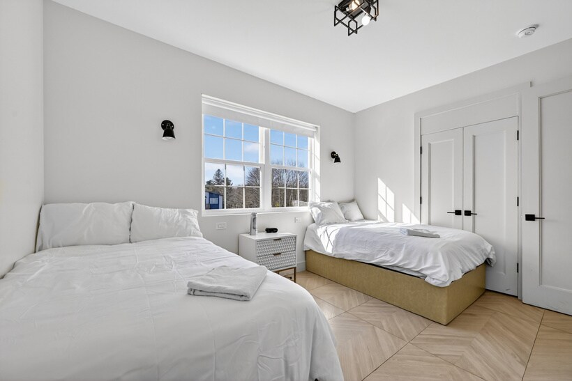 More Photos Of 82 Liberty St, Monticello Apartments For Sale