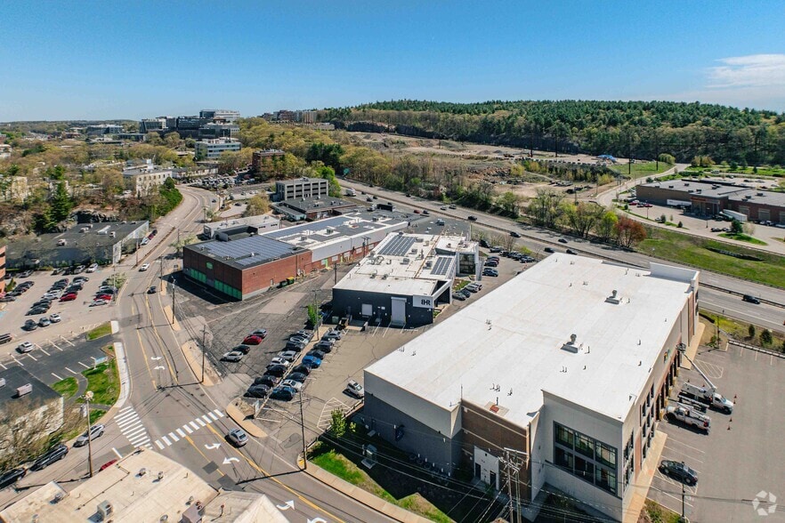 More Photos Of 179 Bear Hill Rd, Waltham Research And Development For Lease