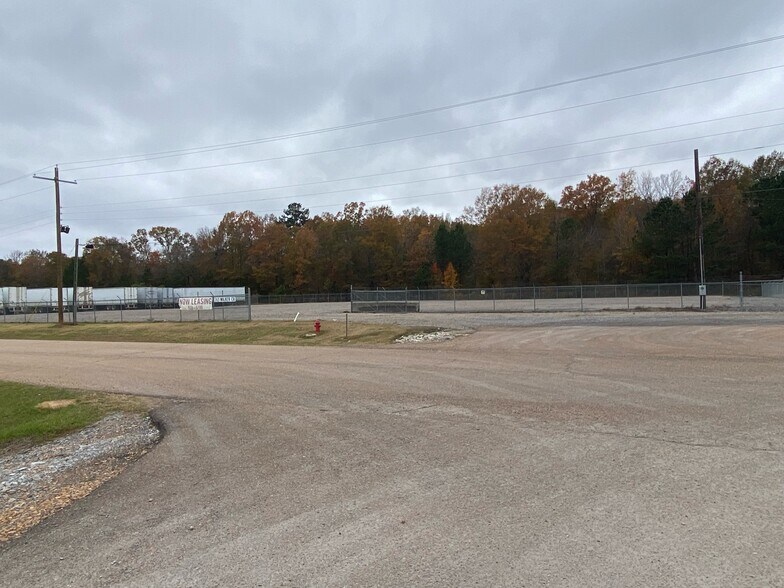Primary Photo Of 263 Walker Circle, Richland Land For Lease