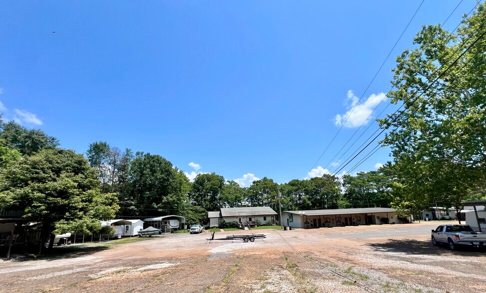 More Photos Of 1424 Fisherman Dr, Ferriday Hotel For Sale