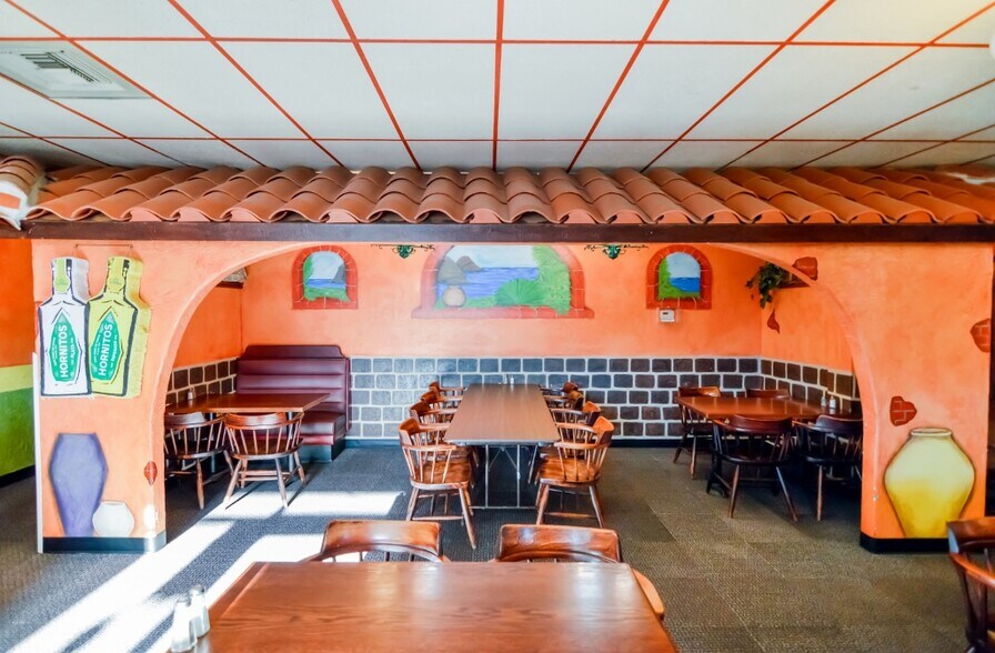 More Photos Of 819 Main St, Caldwell Restaurant For Sale